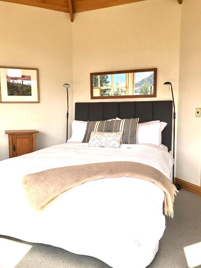 The Turret Boutique Accommodation Queenstown Bagian luar foto